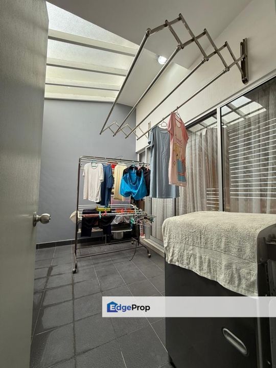 Horizon hill renovated superlink house for sale, Johor, 