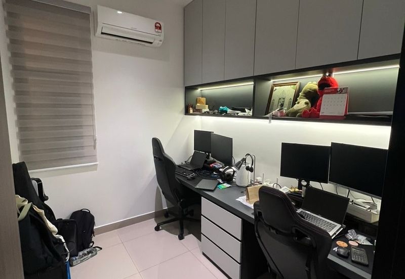 Twin Tower Residence