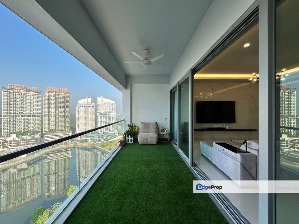 Southern Marina Renovated Seaview unit For Sale, Johor, 