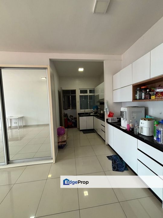 Skysuite @ Meldrum Hills 3bedroom unit For Sale, Johor, Johor Bahru