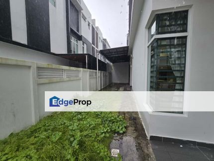 Taman nusa sentral cluster house @ Jalan sentral 26 for sale, Johor, 