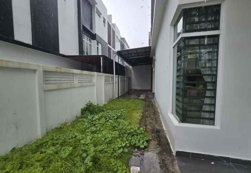 Winter Pavilion @ Taman Nusa Sentral