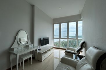 Puteri Cove Residences