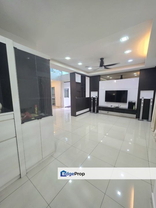 Taman Sutera Utama 2.5 Storey Terrace House Corner For Sale, Johor, Skudai
