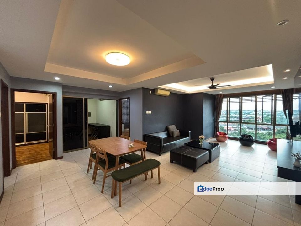 Molek Pine 2 3 Bedroom unit For Sale, Johor, Johor Bahru