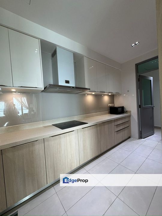 Southern Marina Residence 2+1 unit Seaview unit For Sale, Johor, 