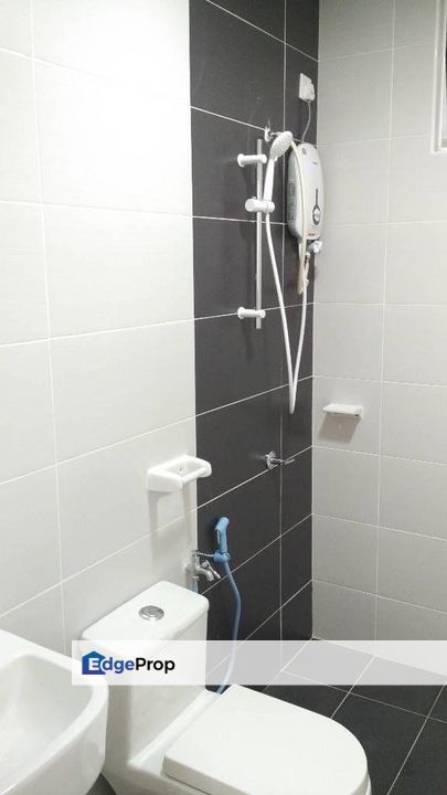 Nusa Height 3 bedroom unit for sale, Johor, Gelang Patah