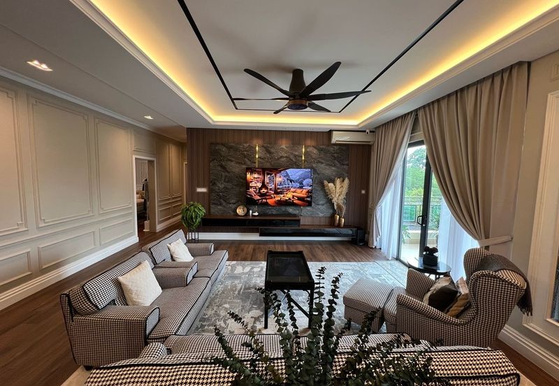 Taman Laguna Heights