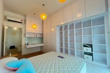 Seasons Luxury Apartments @ Amara Larkin