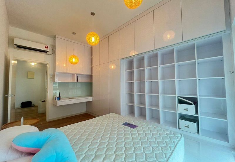 Seasons Luxury Apartments @ Amara Larkin