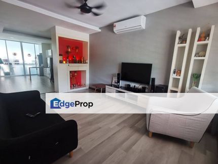 For Sale Renovated Unblock Unit Jalan Ponderosa Taman Molek, Johor, Johor Bahru