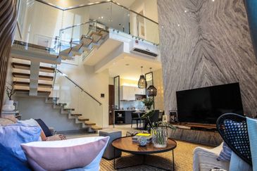 The M @ Medini Macrolink