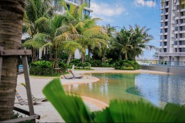 The M @ Medini Macrolink