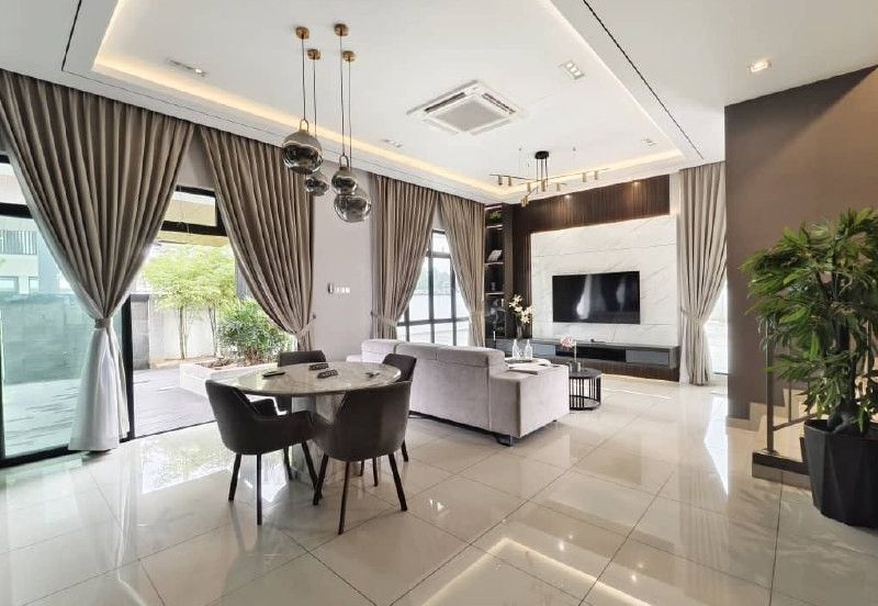 Jalan Mutiara Emas 3