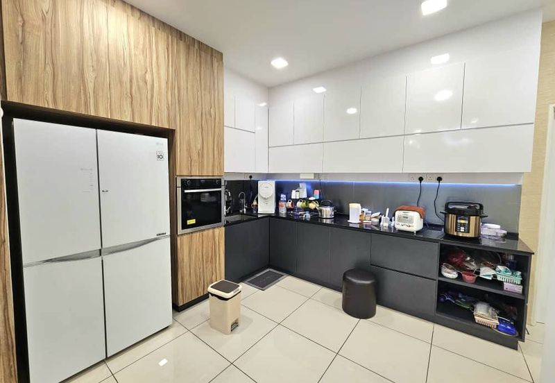 Oleander @ Kempas Utama