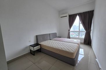 The Pinnacles (Pinnacle Tower)