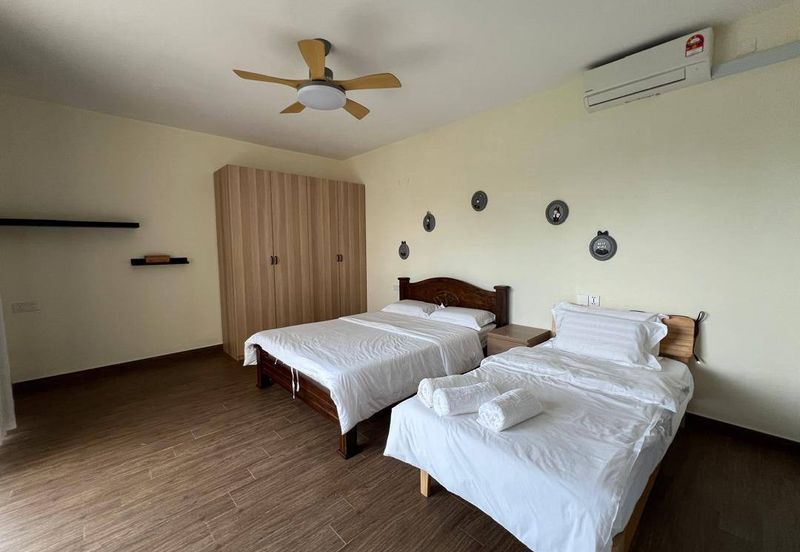 Forest City Golf Resort, Gelang Petah