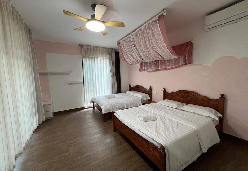 Forest City Golf Resort, Gelang Petah