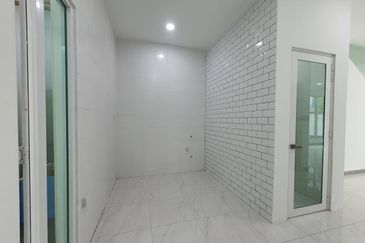 Austin Residence @Taman Mount Austin