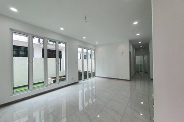 Austin Residence @Taman Mount Austin