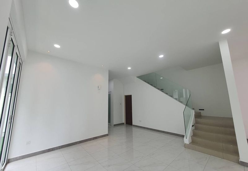 Austin Residence @Taman Mount Austin