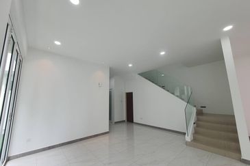 Austin Residence @Taman Mount Austin