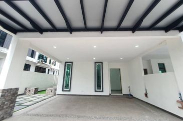 Austin Residence @Taman Mount Austin