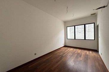 The Canal Garden South, Horizon Hills