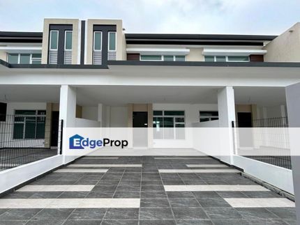 Charming 2-Storey Terrace House in Iconia Garden Residence, Impian Emas, Johor, Johor Bahru