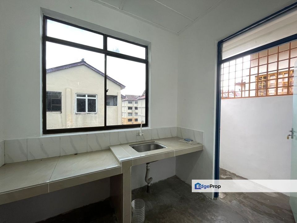 Taman Daya Low Cost Flat for Sale, Johor, Johor Bahru