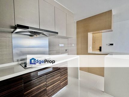 Rare Studio Unit / Facing Garden / High Floor, Johor, Johor Bahru