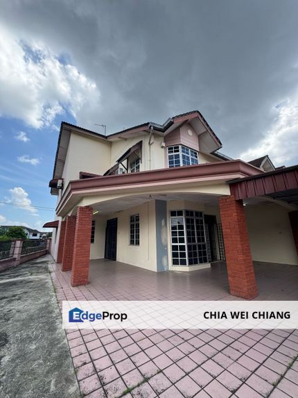 Taman Universiti Double Storey Terrace House For Sale, Johor, Skudai