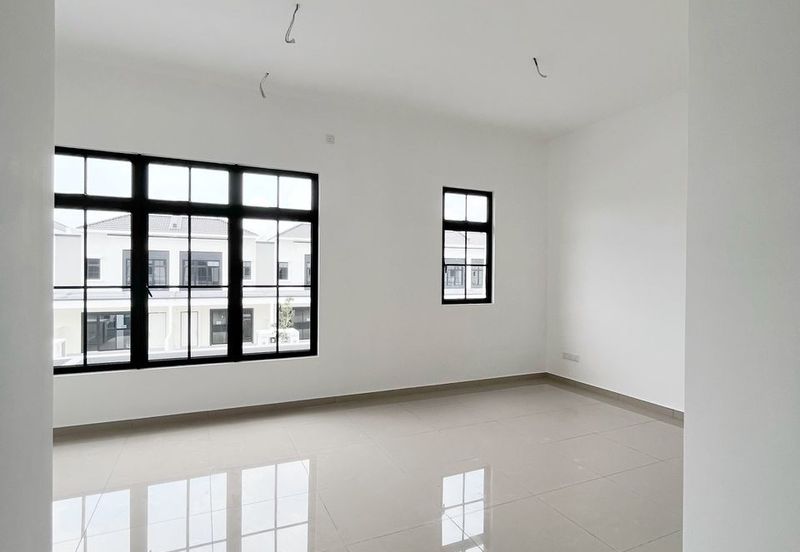 Tate Dalton @ Eco Botanic 2