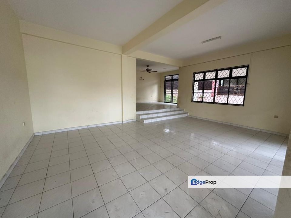 Double Storey Semi D at Taman Senai Utama For Sale, Johor, Senai