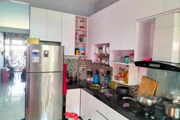 Austin Residence @Taman Mount Austin