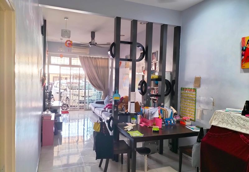 Austin Residence @Taman Mount Austin