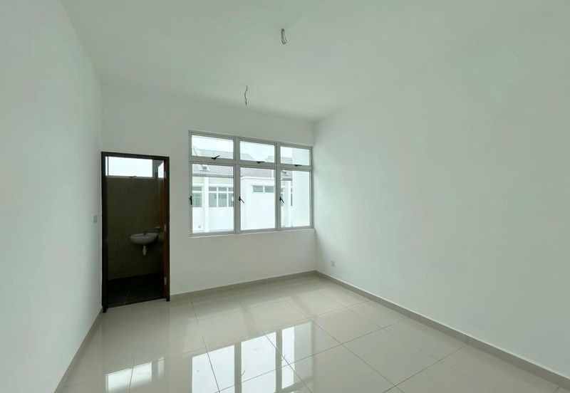 Iconia Garden Residence @ Taman Impian Emas