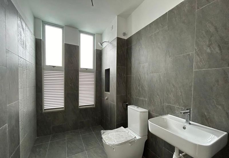 Iconia Garden Residence @ Taman Impian Emas