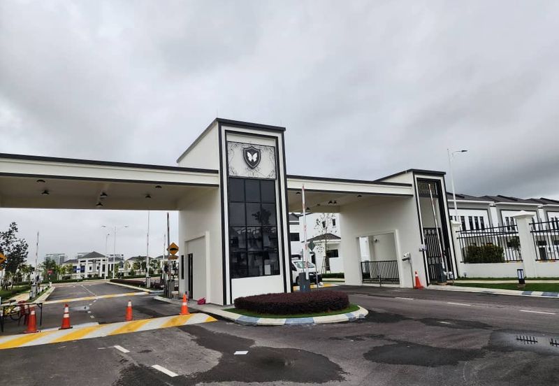 Tate Dalton @ Eco Botanic 2