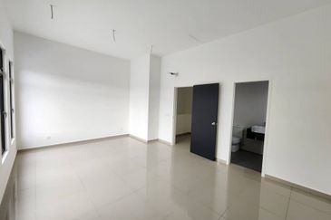 Tate Dalton @ Eco Botanic 2