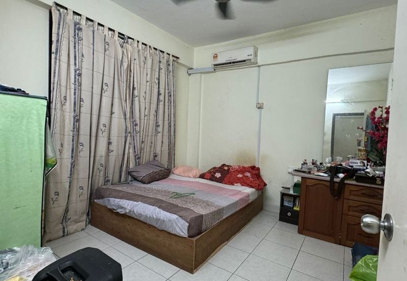 Jalan Putra 3, Taman Tan Sri Yaakob