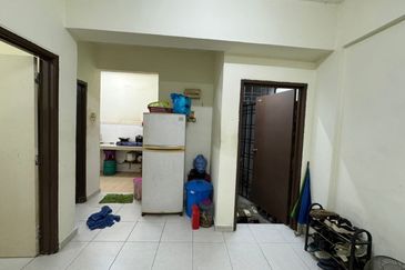 Jalan Putra 3, Taman Tan Sri Yaakob