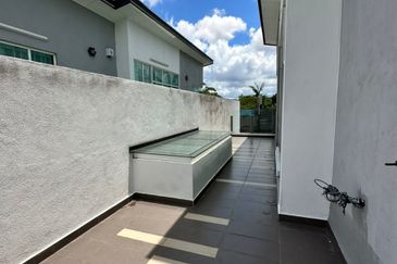 D'Lagoon, Taman Seri Austin