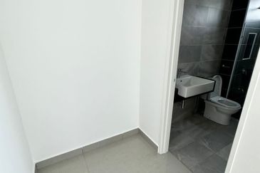 D'Lagoon, Taman Seri Austin