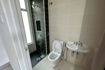 D'Lagoon, Taman Seri Austin