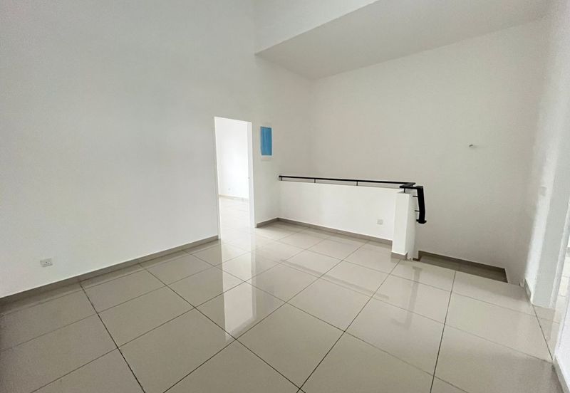 Tate Dalton @ Eco Botanic 2