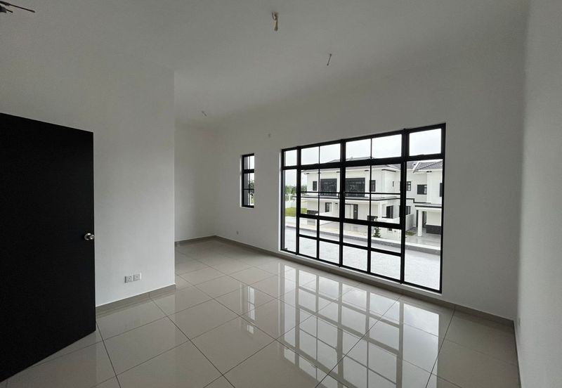 Tate Dalton @ Eco Botanic 2