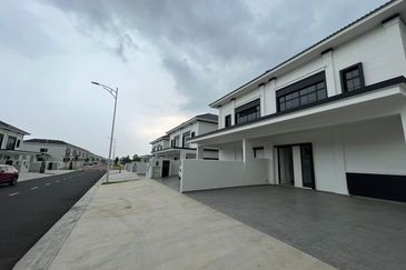 Tate Dalton @ Eco Botanic 2