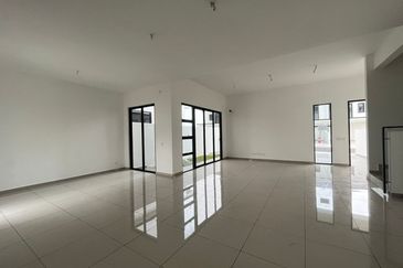 Tate Dalton @ Eco Botanic 2