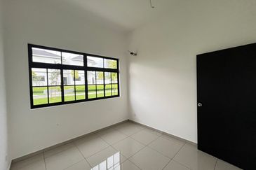 Tate Dalton @ Eco Botanic 2